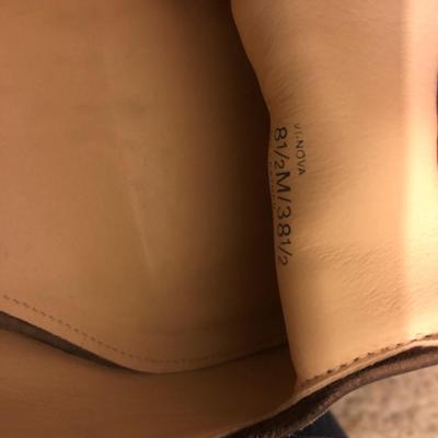 Ladies Mixed Dress Shoes, Loafers, Sandals (Some New) -Lot 202