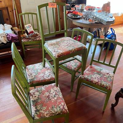 Set of 6 Kitchen Chairs