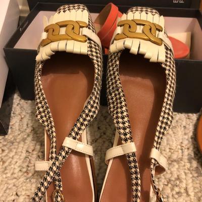 Ladies Shoes Sandals 8M/8.5M, Eileen Fisher, Sarto, Tommy Hillfiger & more -Lot 200