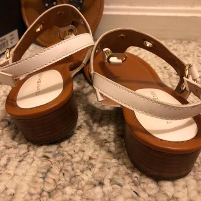 Ladies Shoes Sandals 8M/8.5M, Eileen Fisher, Sarto, Tommy Hillfiger & more -Lot 200