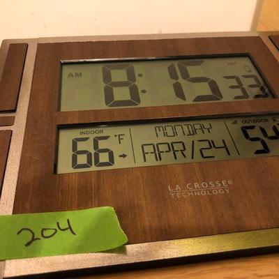 LA CROSSE Technology Atomic Digital Temperature/Date/Time Clock -Lot 204