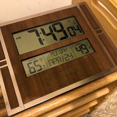 LA CROSSE Technology Atomic Digital Temperature/Date/Time Clock -Lot 204