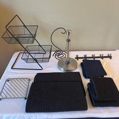 Kitchen Accessories and More (K-MK)