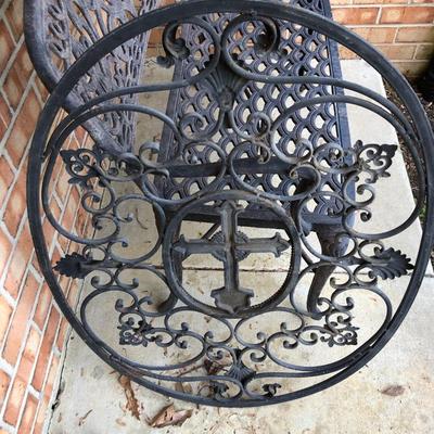 Large Metal Outdoor Wall Decor -Lot 210