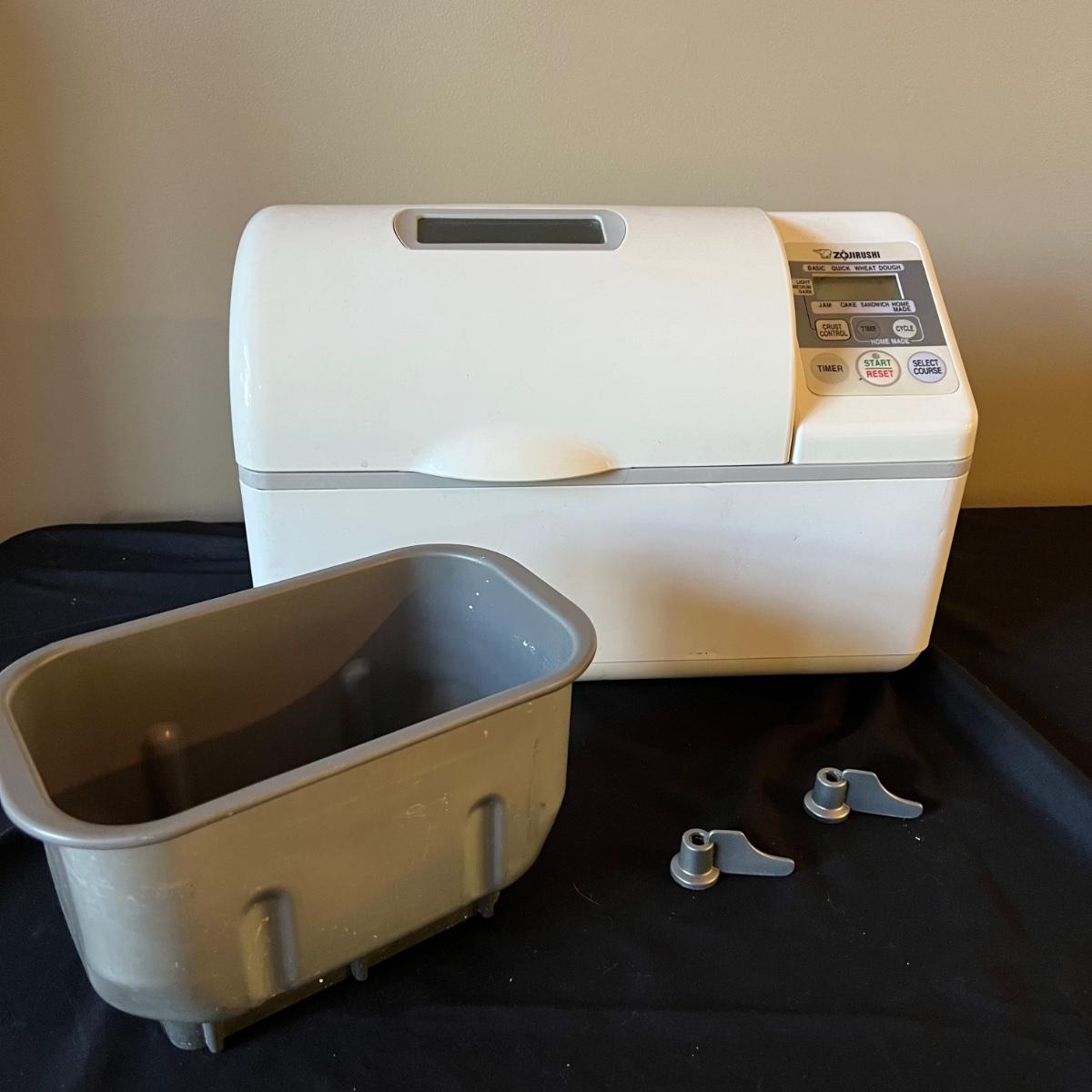 Zojirushi Bread Maker Model No. BBCCV20 (KMK)
