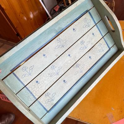 Vintage style serving tray