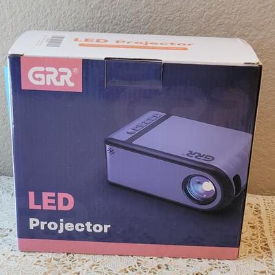 NEW Mini LED Projector