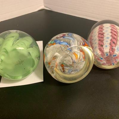Vintage Paperweight Lot