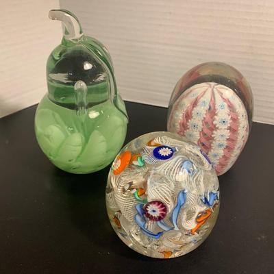 Vintage Paperweight Lot