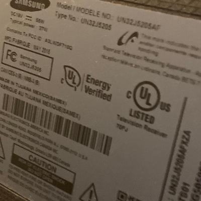 Samsung 31â€ LED Flat Screen TV w/remote