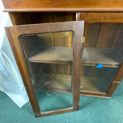Lot 020 | Wall Cabinet or Desk Top