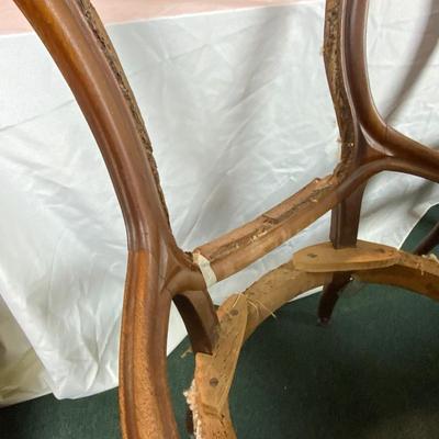 Lot 022 | Pair of Victorian Walnut Chairs | His & Hers