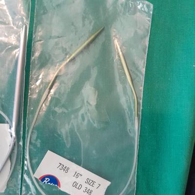 Boye Circular Knitting needles of various sizes
