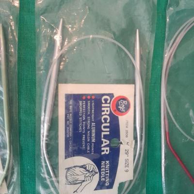 Boye Circular Knitting needles of various sizes