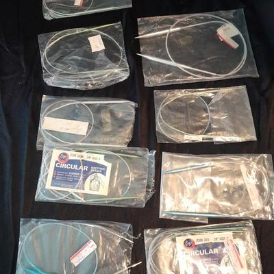 Boye Circular knitting needles of various sizes