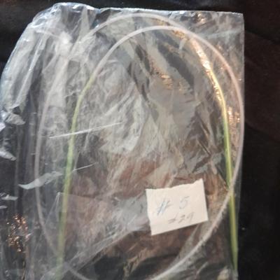 Boye Circular knitting needles of various sizes