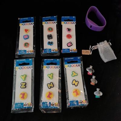 Alphabet I-snaps deco your Bandi, work great with Croc's too!