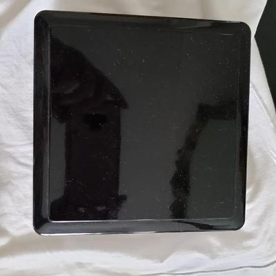 Lacquered jewelry box