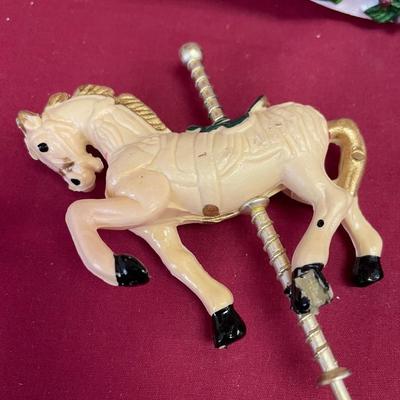 Carousel assortment