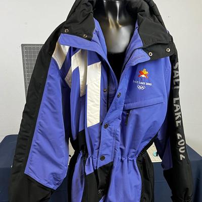 Salt Lake Winter  Olympics 2002 Medium Coat, 