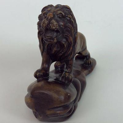 vintage HAND CARVED STONE LION STATUETTE