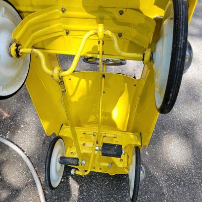 Vintage Yellow Checker Cab Pedal Car (G-DW)
