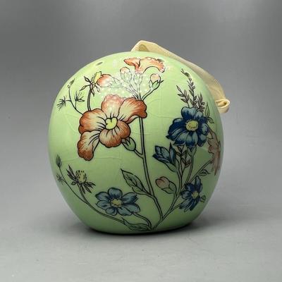 Ceramic Round Green Ceramic Flower Motif Potpourri Decor Ornament