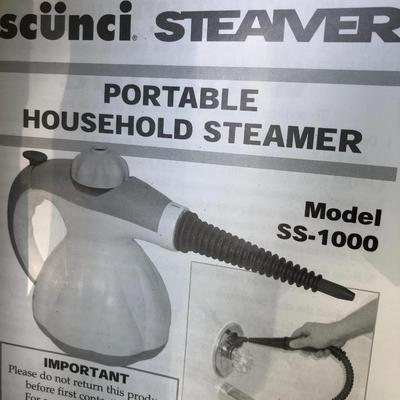 Scunci Steamer SS-1000 (New in Box) -Lot 244