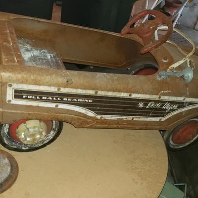 Dude Wagon Pedal car