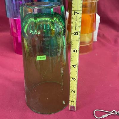 Heavy, plastic cups