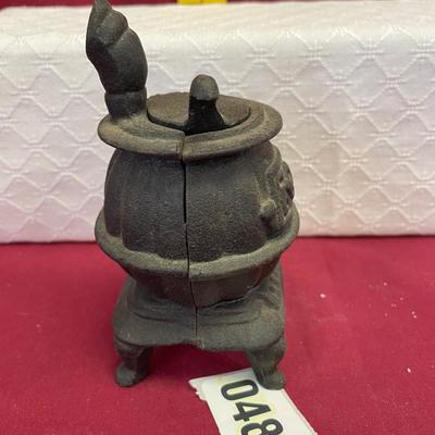 Vtg mini, cast iron pot belly stove