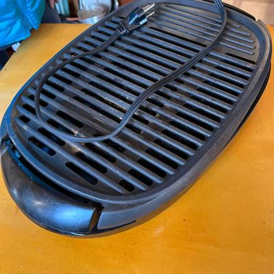 Electric grill