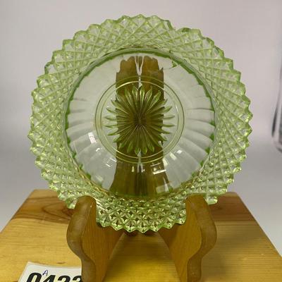 Green uranium/Vaseline glass plate