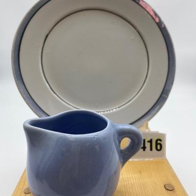 Iroquois China casual creamer 2 1/2â€