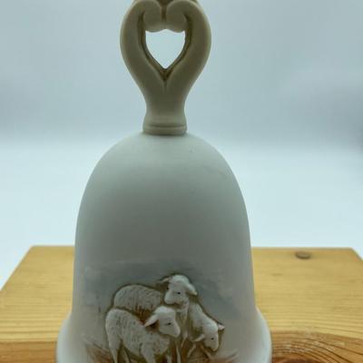 HOMCO Vtg. Bisque porcelain nativity bell