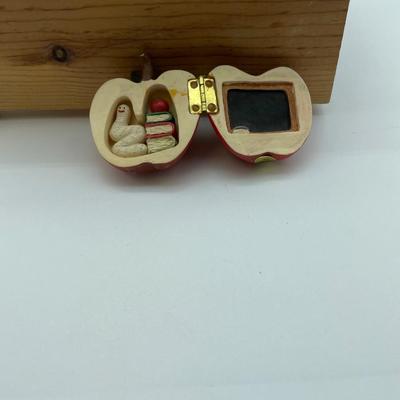 Apple asst