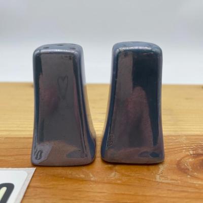 Blue lusterware salt & pepper shakers