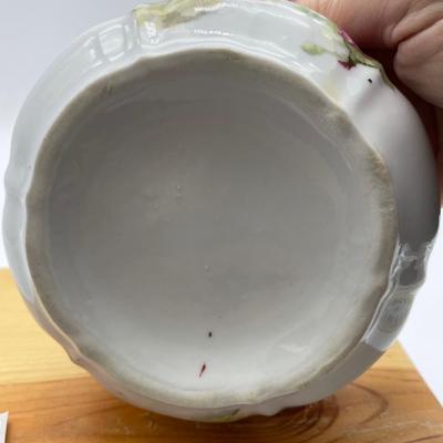 Scalloped, small unmarked bowl