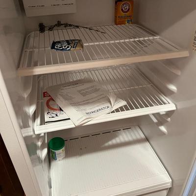 Frigidaire Apartment sized refrigerator