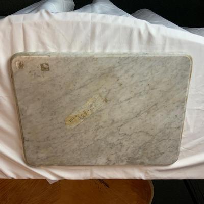 Lot 097 | Grey and White Marble Slab