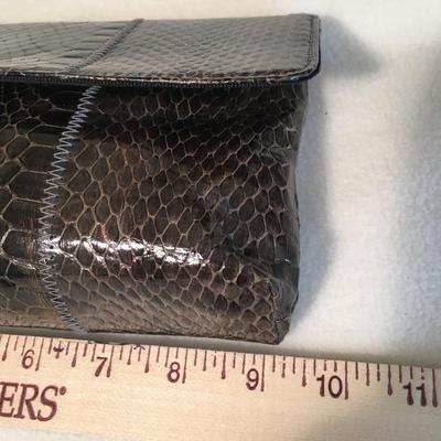 VIntage Margolm chic snakeskin clutch