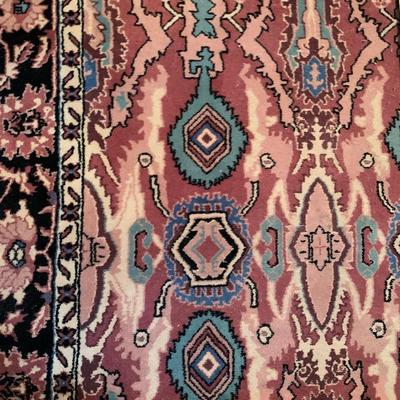 4 x 6 Fuchsia Wool Oriental Rug - Lot 144
