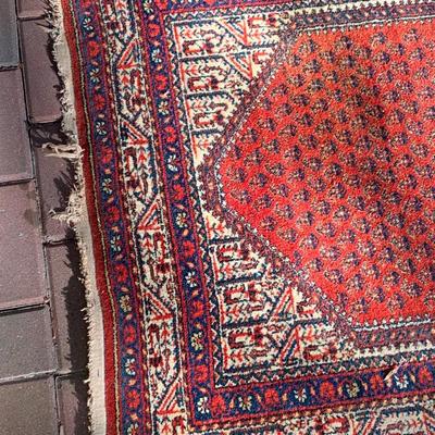 Early Wool Hand Made Iran Rug - Lot 148