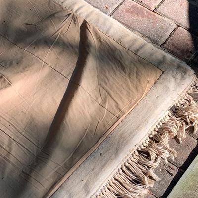 45â€ x 68â€ Beige Floral Wool Rug - Lot 153