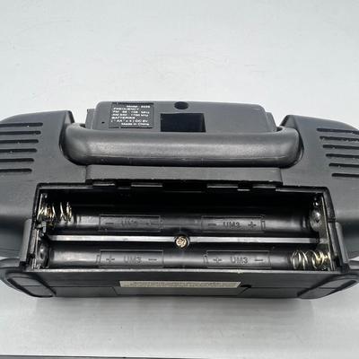 Vintage Stereo Lifelong Baby Boom Box Boombox Model 2225 Battery