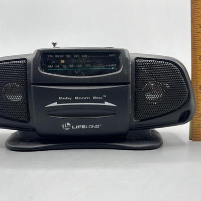 Vintage Stereo Lifelong Baby Boom Box Boombox Model 2225 Battery