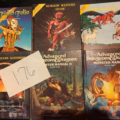 Dungeons & Dragons Hardback Guide Lot - Lot 176