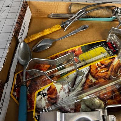 Vintage Utensils: Ice Cream Scoop and Cookie Cutters. 