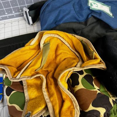 Out Door Gear: Fanny Pack, Beanie, Gloves