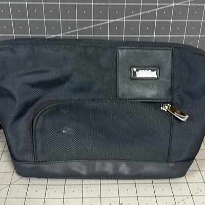 Zero Halliburton Toiletries Bag